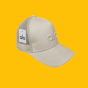 ALO Yoga Bone Mesh Trucker Hat